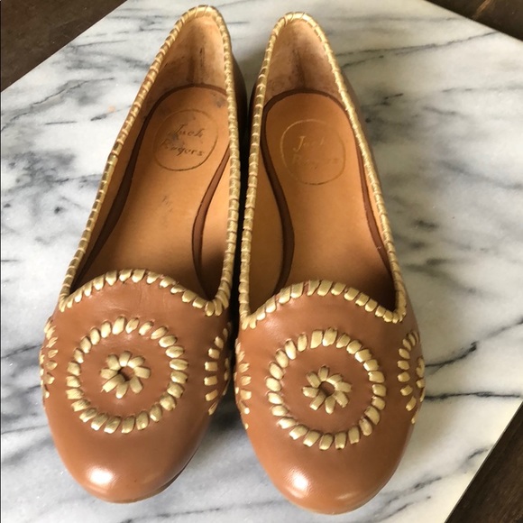Jack Rogers Shoes - Jack Rogers tan leather flats w/ gold whipstitch